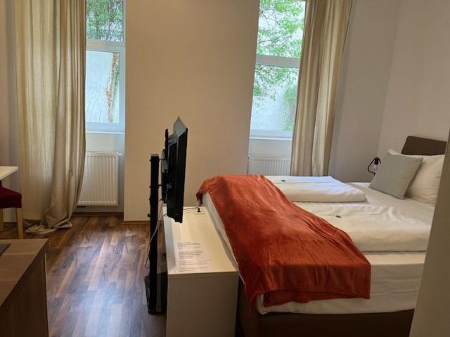 Grand Central Station Apartments I Contactless Check-In Wien Exteriör bild