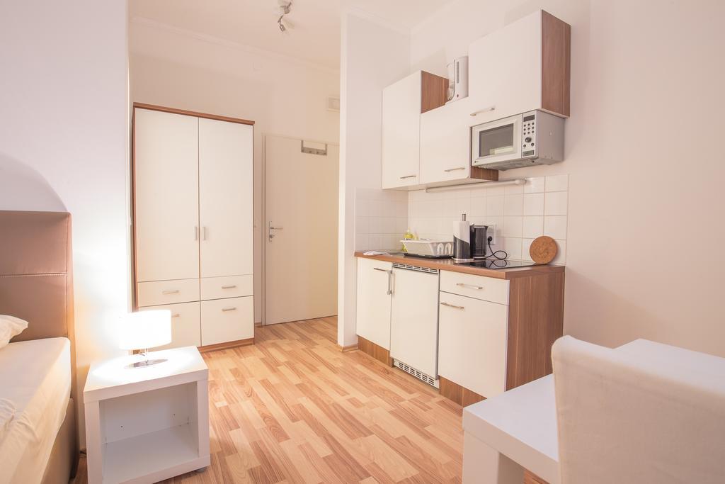 Grand Central Station Apartments I Contactless Check-In Wien Exteriör bild