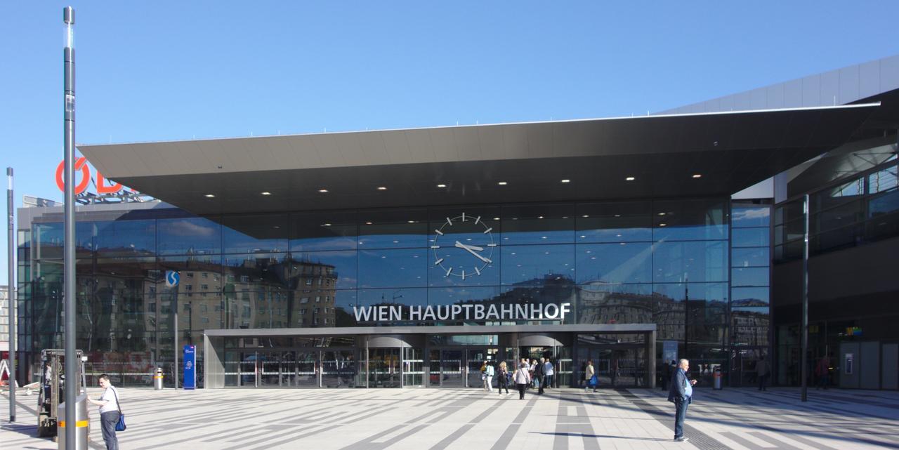Grand Central Station Apartments I Contactless Check-In Wien Exteriör bild