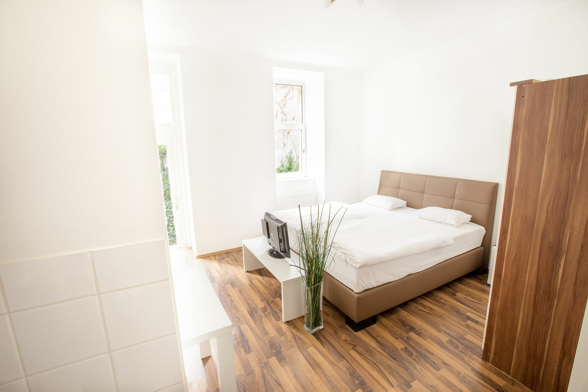 Grand Central Station Apartments I Contactless Check-In Wien Exteriör bild