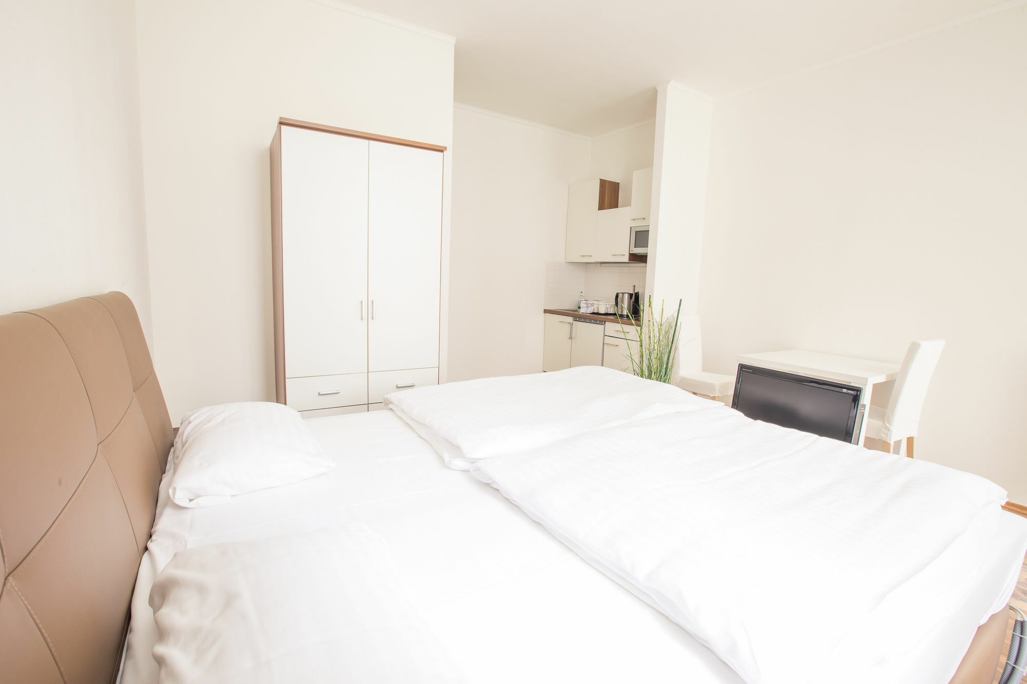 Grand Central Station Apartments I Contactless Check-In Wien Exteriör bild