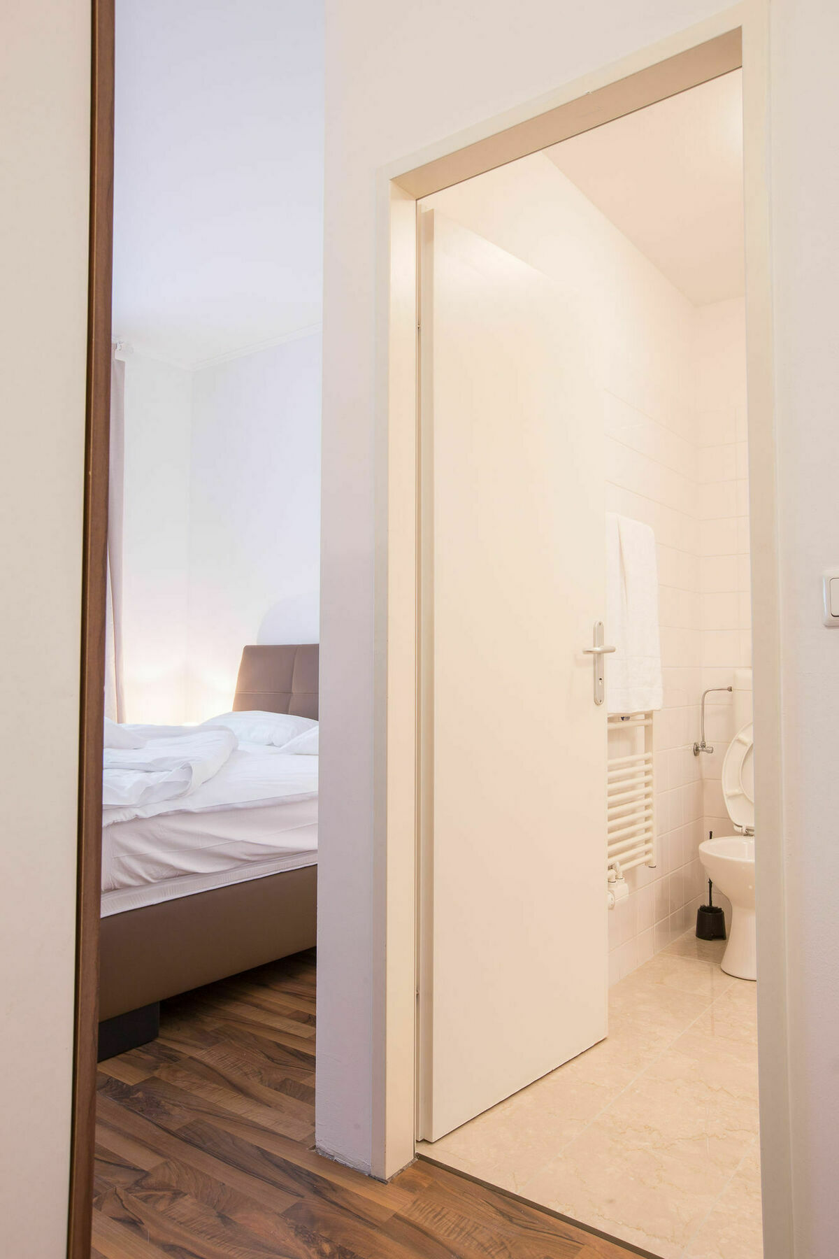 Grand Central Station Apartments I Contactless Check-In Wien Exteriör bild